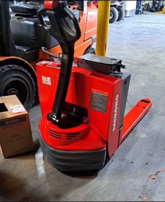Raymond Electric Pallet Jack