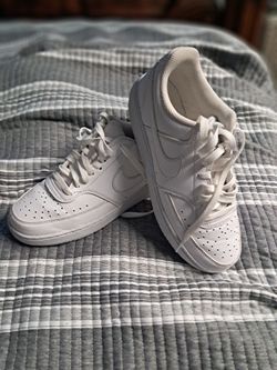Nike Womens Size 7