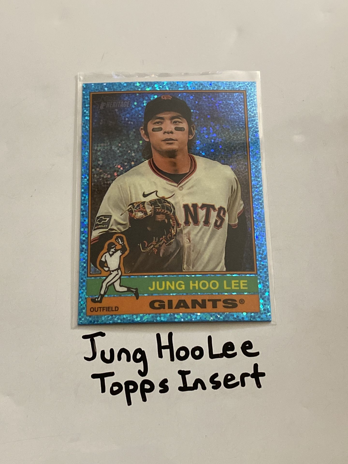 Jung Hoo Lee San Francisco Giants Outfielder Topps Short Print Insert Card.