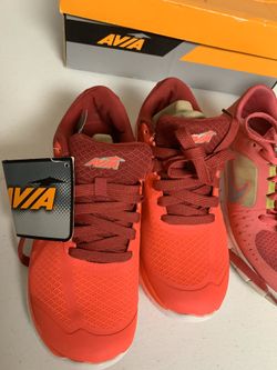 New Avia girls sneaker size 6 and a preowned pair of Nike size 6 in good condition