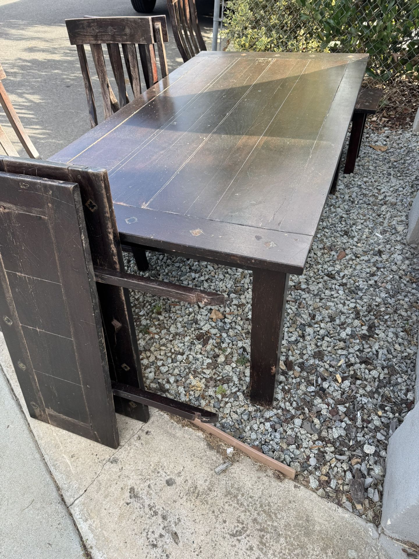 Free Dining Table