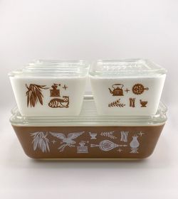 Pyrex early American refrigerator dish set