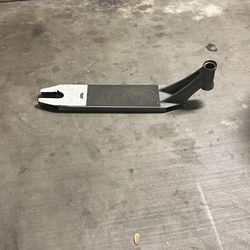 Ethic Erawan deck grey 4.8w 21L