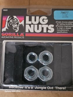 gorilla lug nuts 7/16