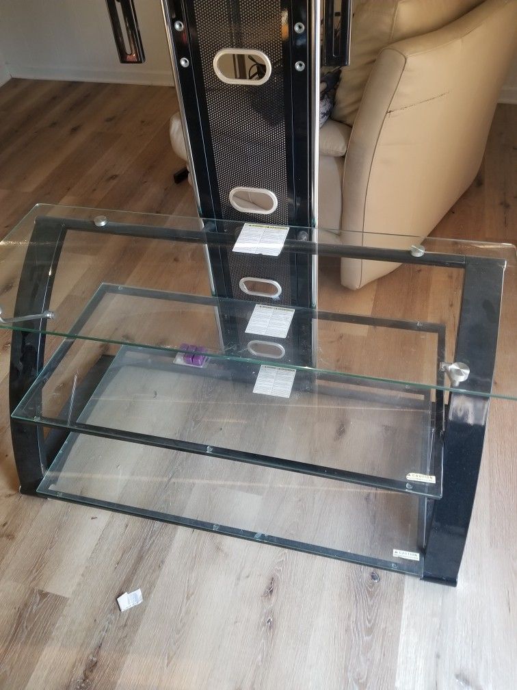T V Stand With Brackets