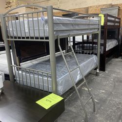 Twin over Twin Metal Bunk Bed