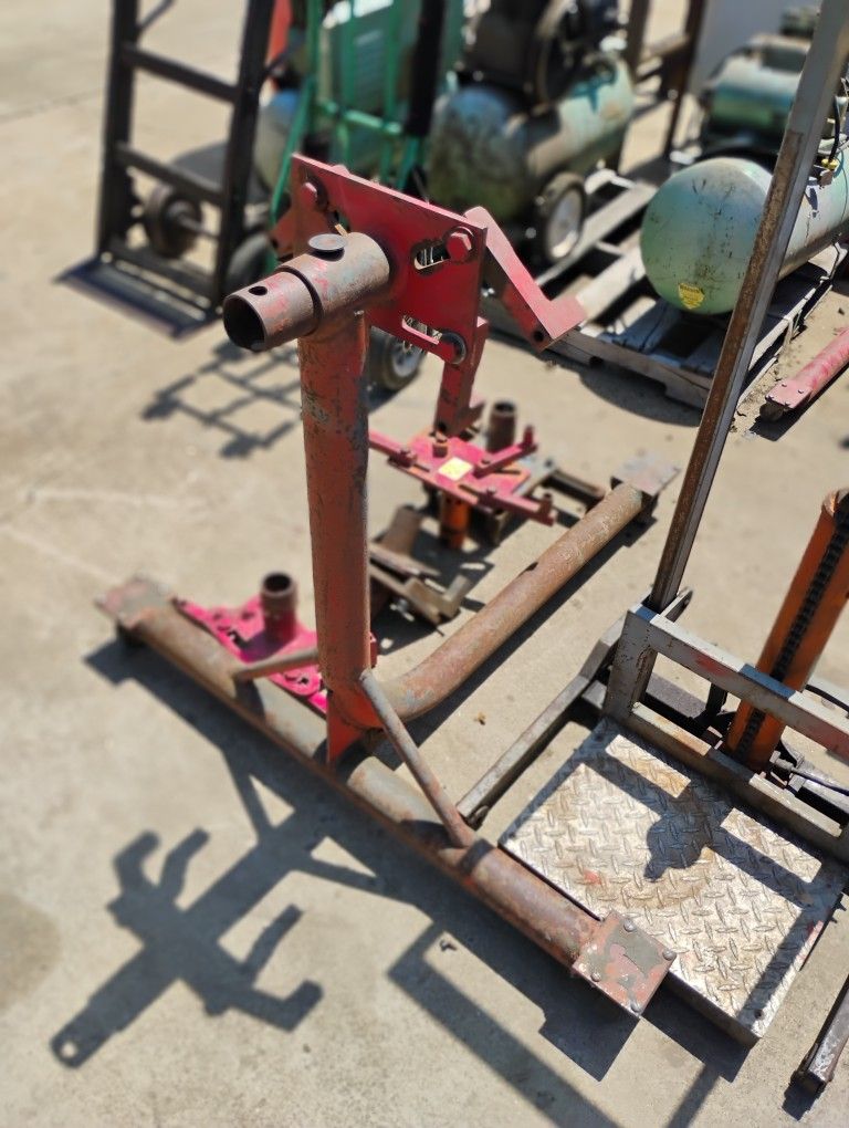 Heavy Duty Engine Stand