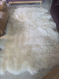 10-Pelt Overland Sheepskin Rug 6'x9'