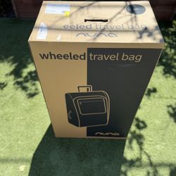 Nuna Wheeled Travel Bag 