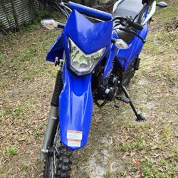 2021 Hawk 250