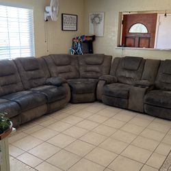 Sectional Couch From Ashley‘S  $140 OBO