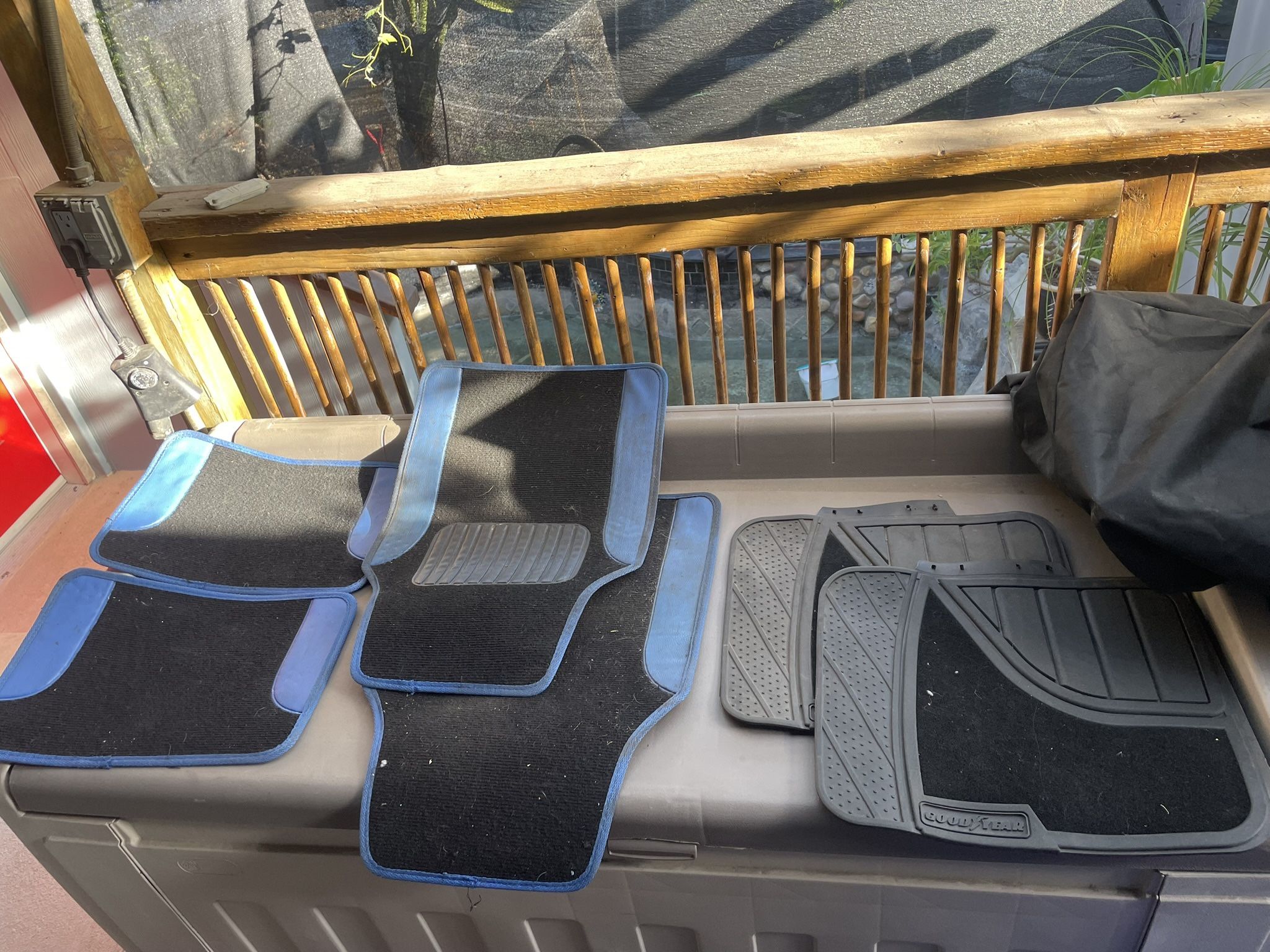 Car floor mats