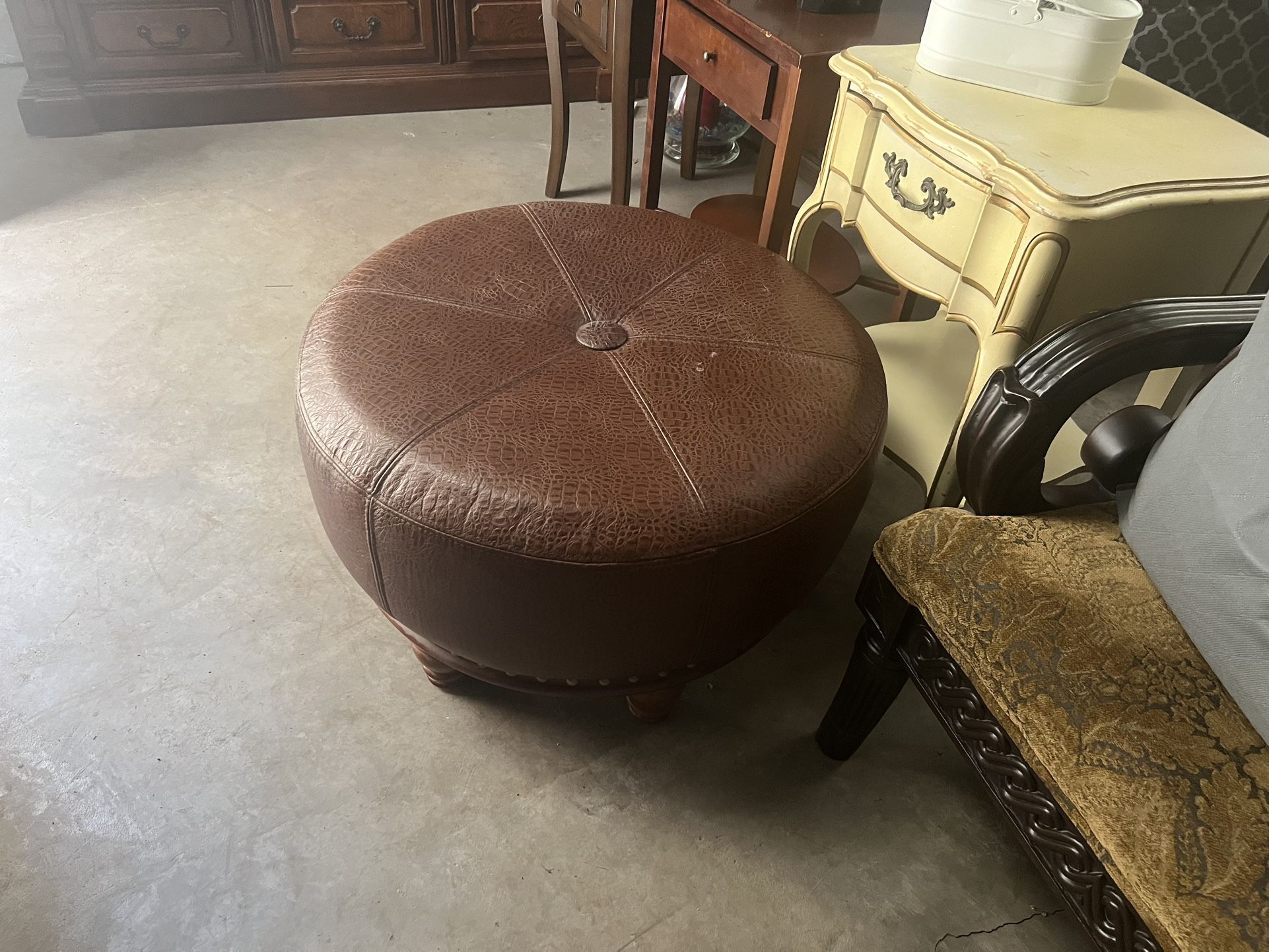 Brown Around Ottoman