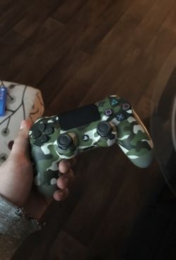 PS4 wireless controller