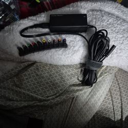Universal Laptop AC Adapter 65watts