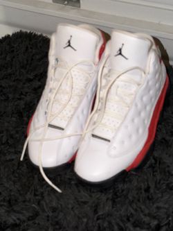 Nike Air Jordan 13 Retro "Chicago" (Cherry), size 9 men’s