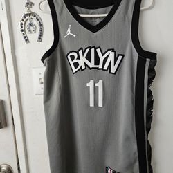 Basketball Jersey 