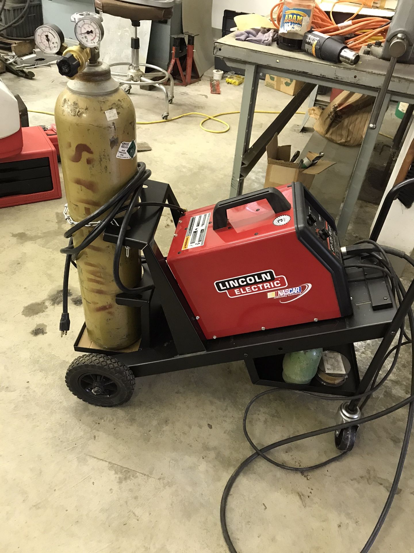 Lincoln Electric SP125 Plus Mig Welder for Sale in Roy, WA OfferUp