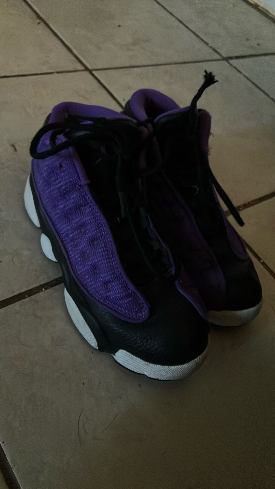 Air Jordan 13 Retro GS ‘Purple Venom’
