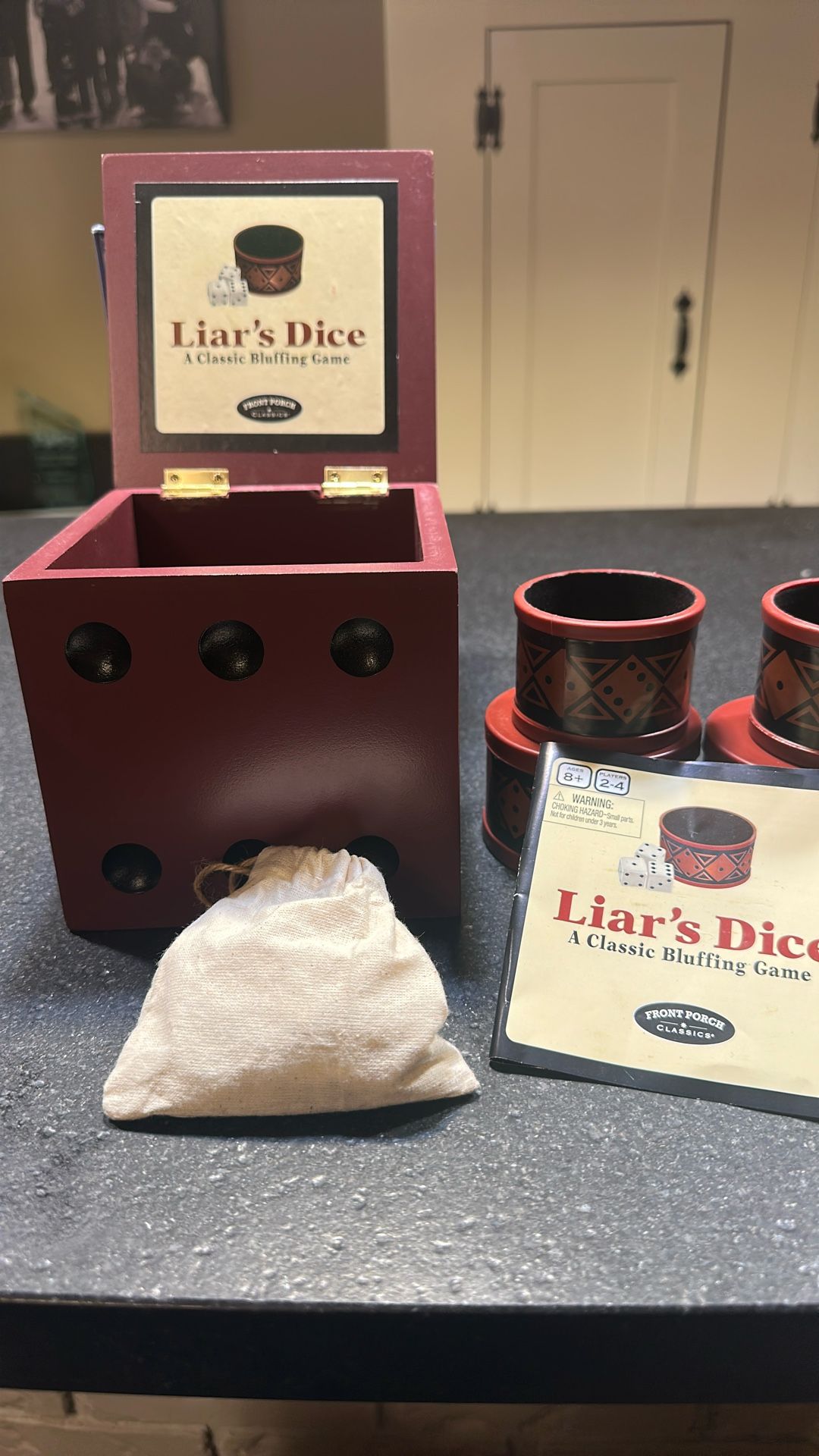 Like New! Liars Dice Game