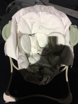 Baby rocking sleeper chair great condition only 15 Firm