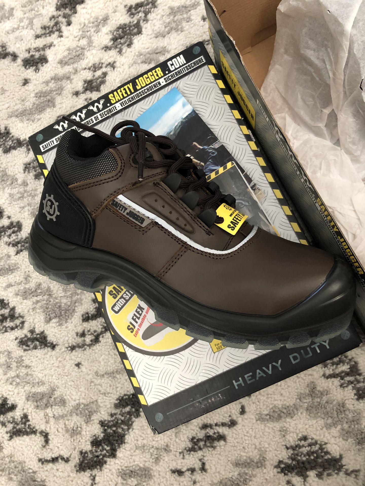 Men Work Boot Safety Jogger Pluto Leather Brown Black Size 7.5 100% Original Brand New. Condition is New in Box