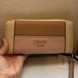 Guess Wristlet Wallet