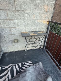 Outdoor Table/Wine Holder