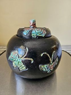 Vintage Japanese Studio Art Pottery Black Sgraffito Butterfly Tea Caddy / Incense Chawan Jar (Signed 利)