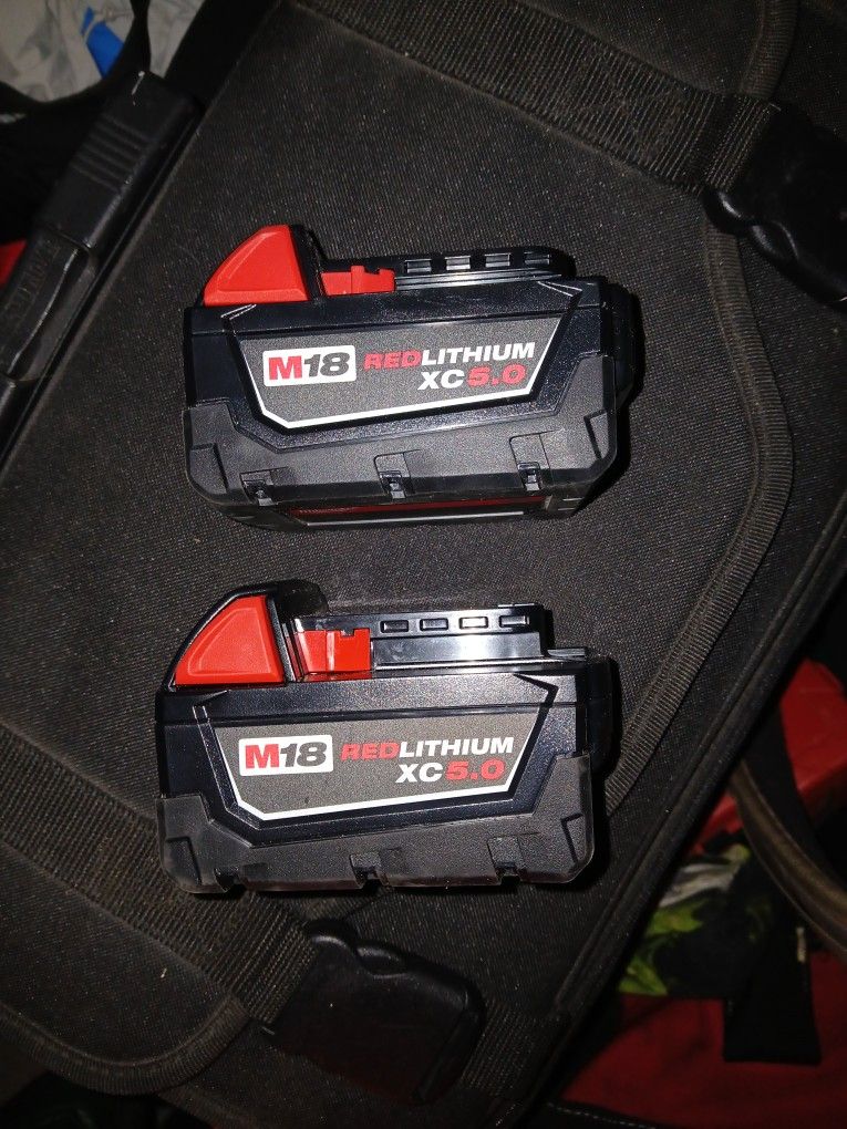 MILWAUKEE M18 5.0 BATTERYS