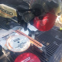 RIDGID MITER CIRCULAR SAW 12IN SLIDING 15AMP WITH EXTRA BLADE