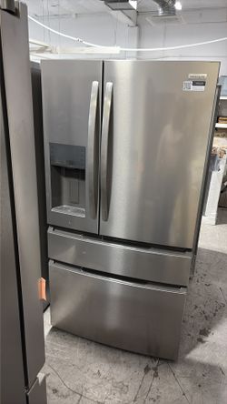 Frigidaire French door refrigerator
