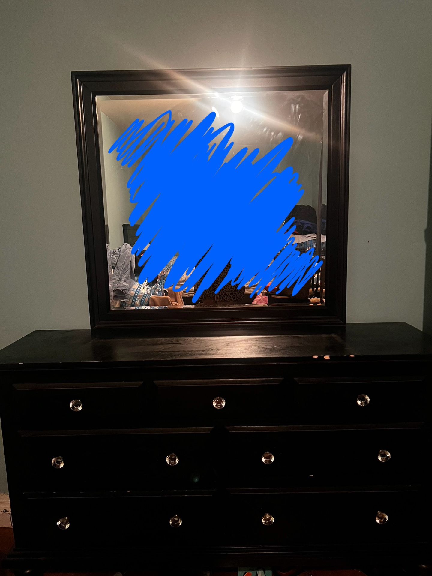 🖤 Black Dresser with Mirror – Needs a Little TLC 🖤