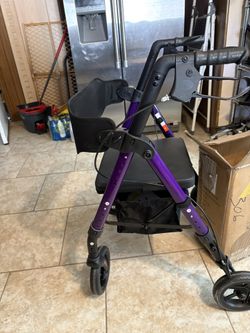 New Elderly Walker  With Seat