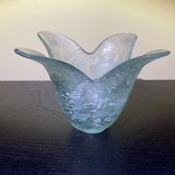 Tulip Flower Leaf Bowl Vase 