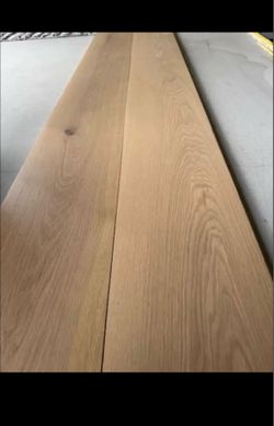 1,100 Sq Ft Engineered European Oak Hardwood Flooring