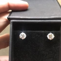 Diamond Earrings Studs
