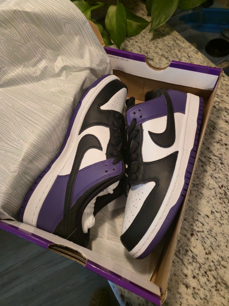 Nike SB Dunk Low Court Purple Mens Size 8.5