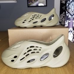 Adidas Yeezy Foam Runner RNNR Stone Salt Mens Sizes 10 AND 11 GV6840 DS NO  TRADES for Sale in Federal Way, WA - OfferUp