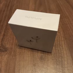 AirPods (2nd Gen)