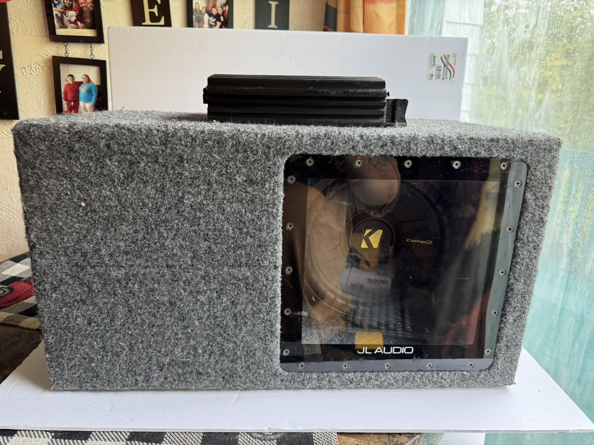 10"Kicker Comp S in ported JL made box and Alpine 500w amp