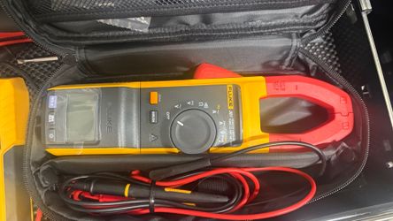 Fluke 381