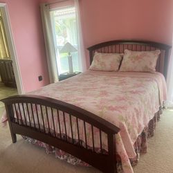 Queen Bed With Used Mattress 