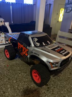 Traxxas/Fox Edition RC Truck