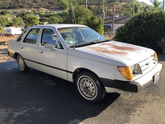 1985 Ford Tempo