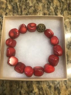 Red coral bracelet