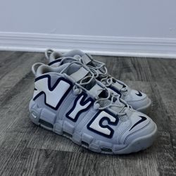 NIKE NYC SIZE 10