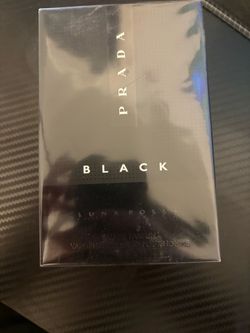 Prada Black Eau de Parfum