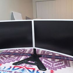 Samsung 27" monitors with stand