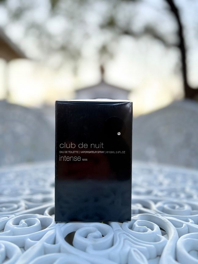 Club de Nuit Intense